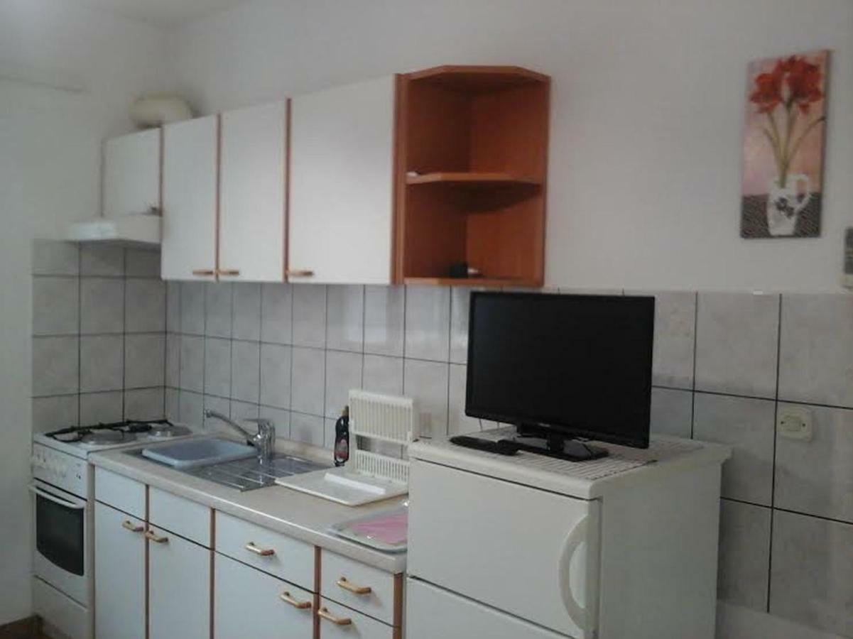 Miro Apartmani Murter Zimmer foto